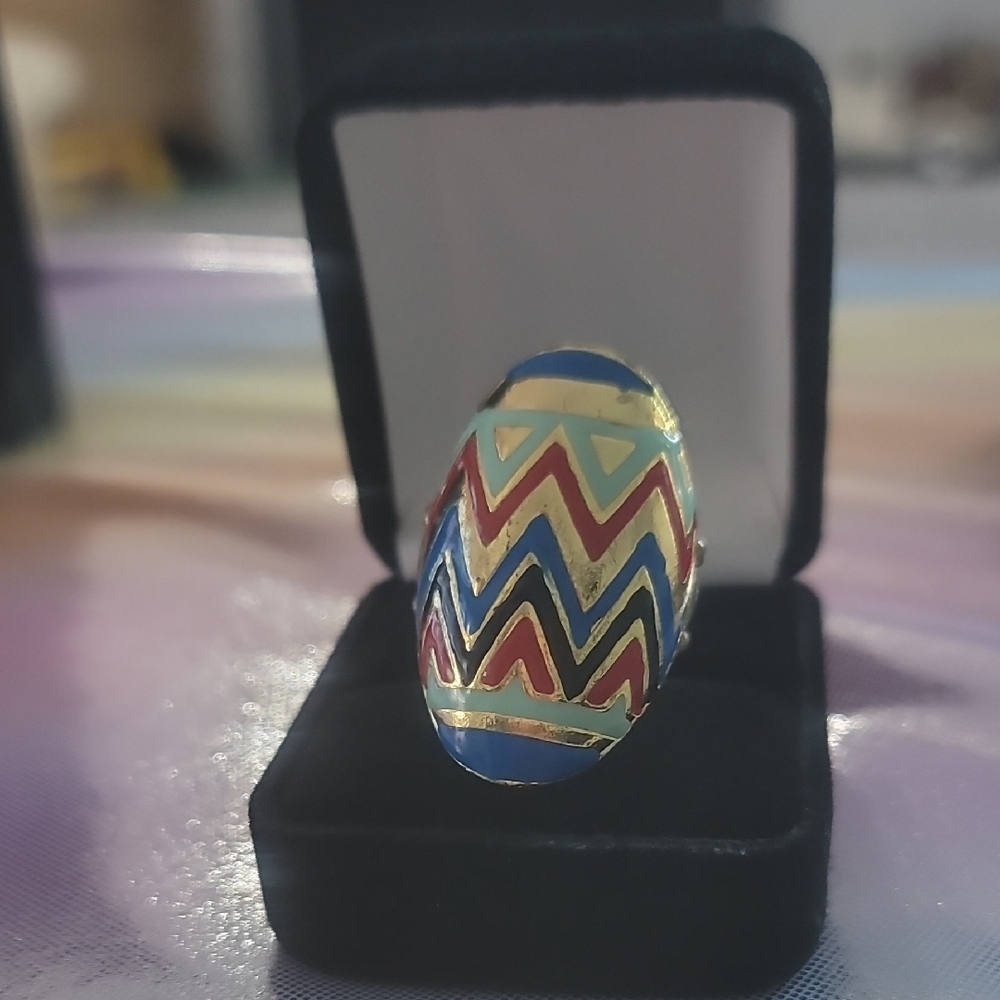 Colorful Zigzag Pattern Ring
